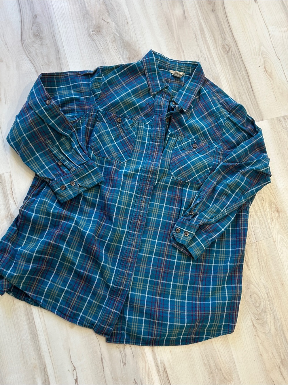 Duluth Trading Co Blue-Green Plaid Button-Down Shirt